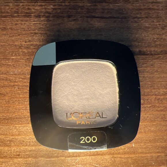 L'Oréal Paris Colour Riche Eyeshadow #200 Paris Beach - Picture 1 of 6